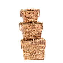 Load image into Gallery viewer, Wicker Creel basket