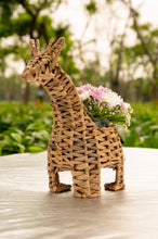 Load image into Gallery viewer, Giraffe Planter